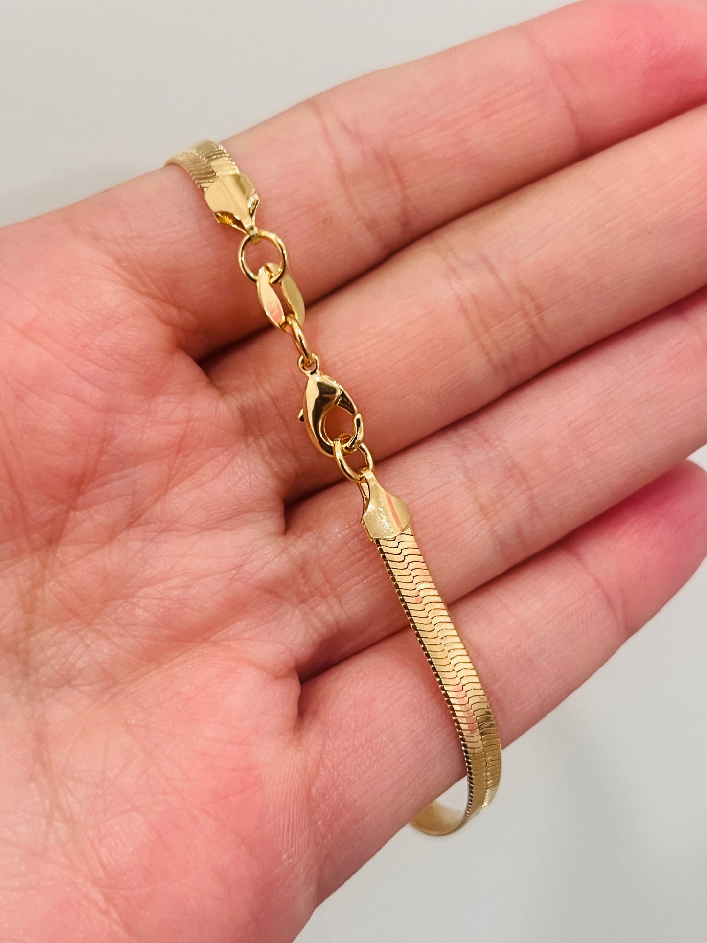 Gold Filled 4mm Herringbone Bracelet – 18K Gold Chain Link | 6"–7.5"