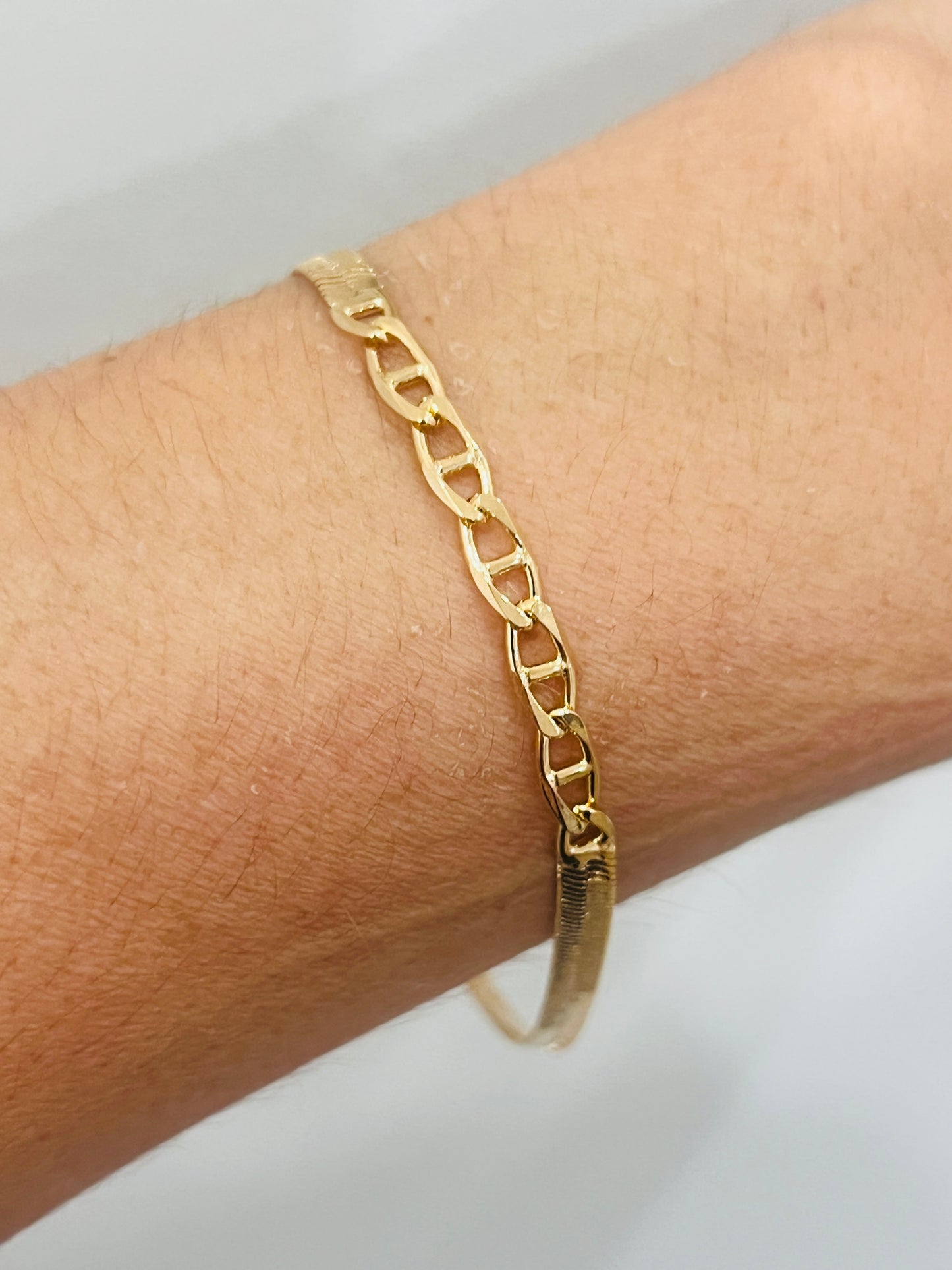 Gold Filled 4mm Herringbone Bracelet – 18K Gold Chain Link | 6"–7.5"