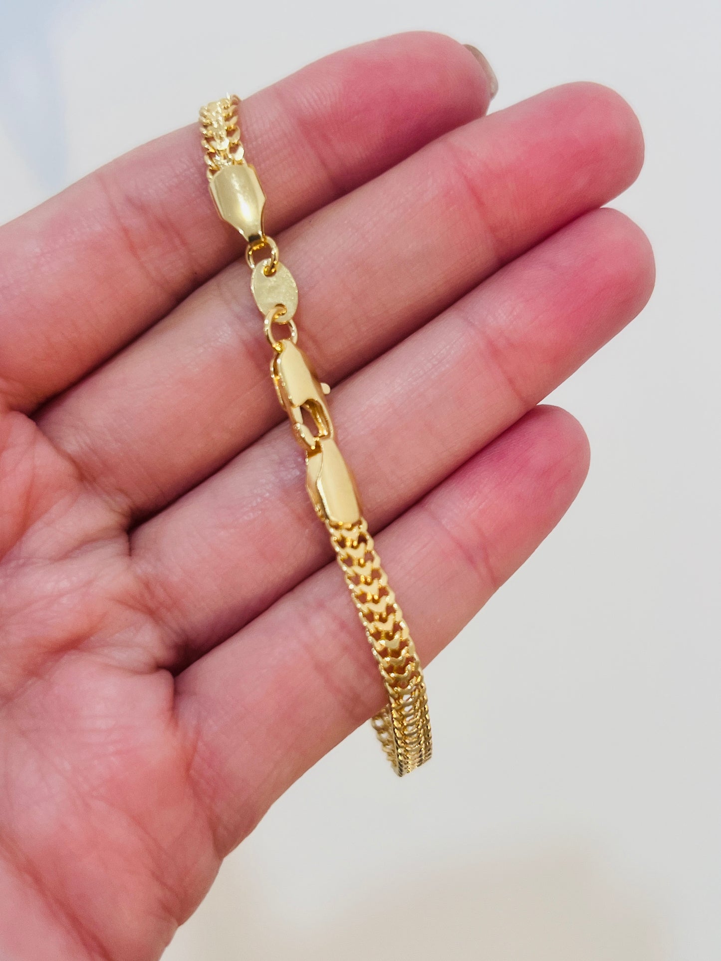 Gold Filled 3mm Mesh Bracelet | Sleek Woven Chain in 18kt Gold