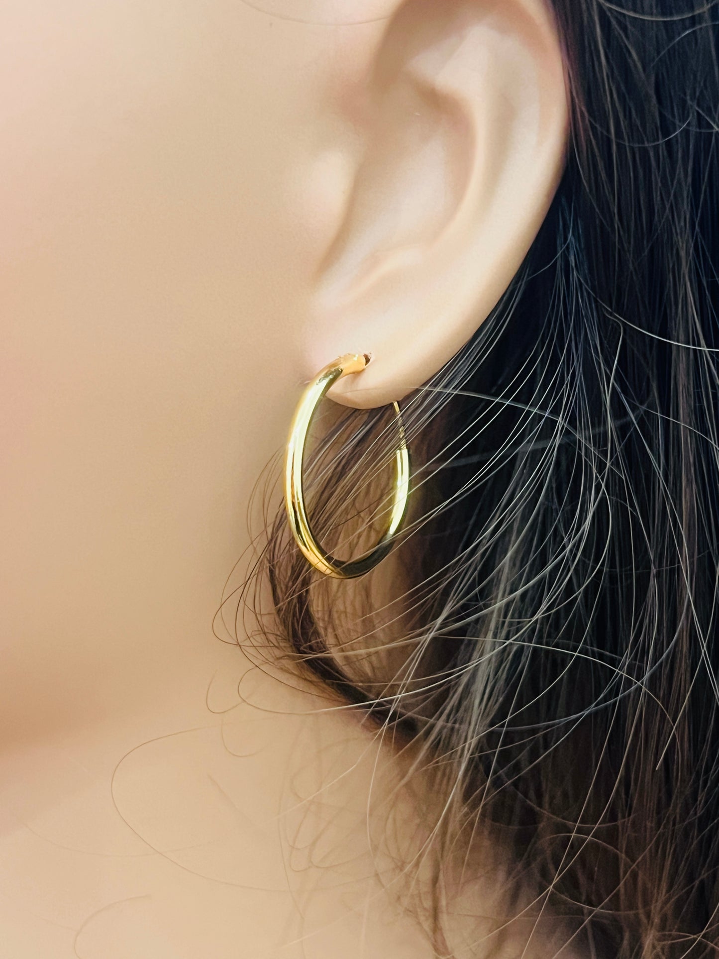 Gold Filled Hoop Earrings | 25mm Size | 1.5mm Lightweight Design