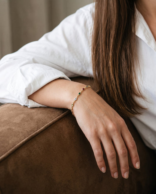 Gold Filled Gemstone Figaro Bracelet – 7" or 7.5" worn by a model