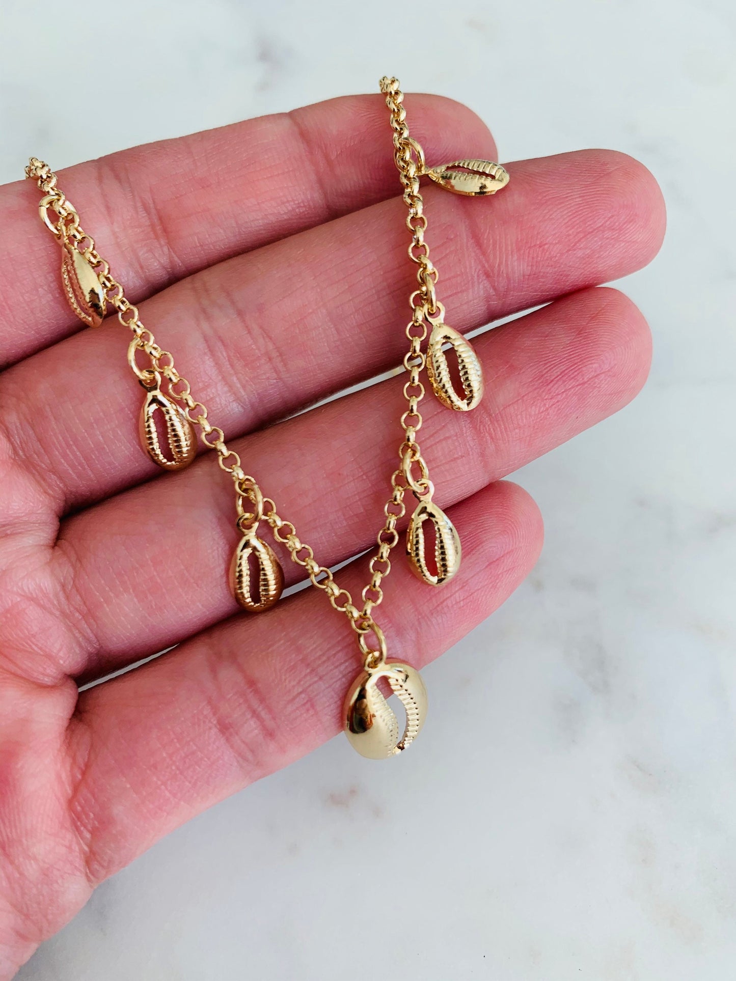 Gold Filled Puka Shell Anklet | Coastal-Inspired Summer Jewelry