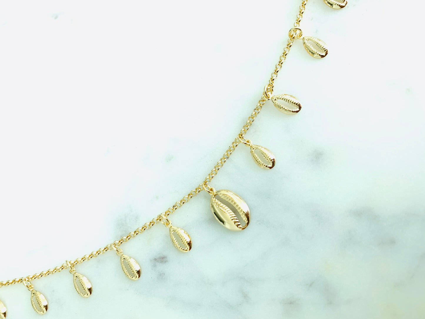 Gold Filled Puka Shell Anklet | Coastal-Inspired Summer Jewelry