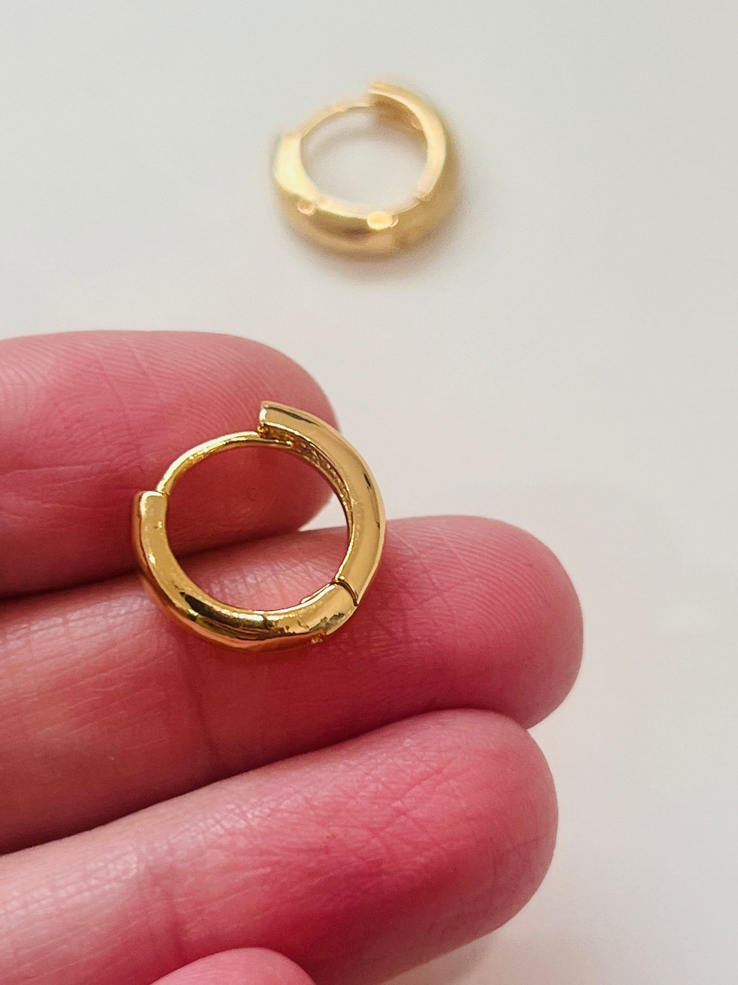 Tiny Hoop Earrings, Gold Hoop Earrings, Small Hoop Earrings, Huggies, Everyday Earrings, Hoop Earrings, Delicate Earrings, Earrings