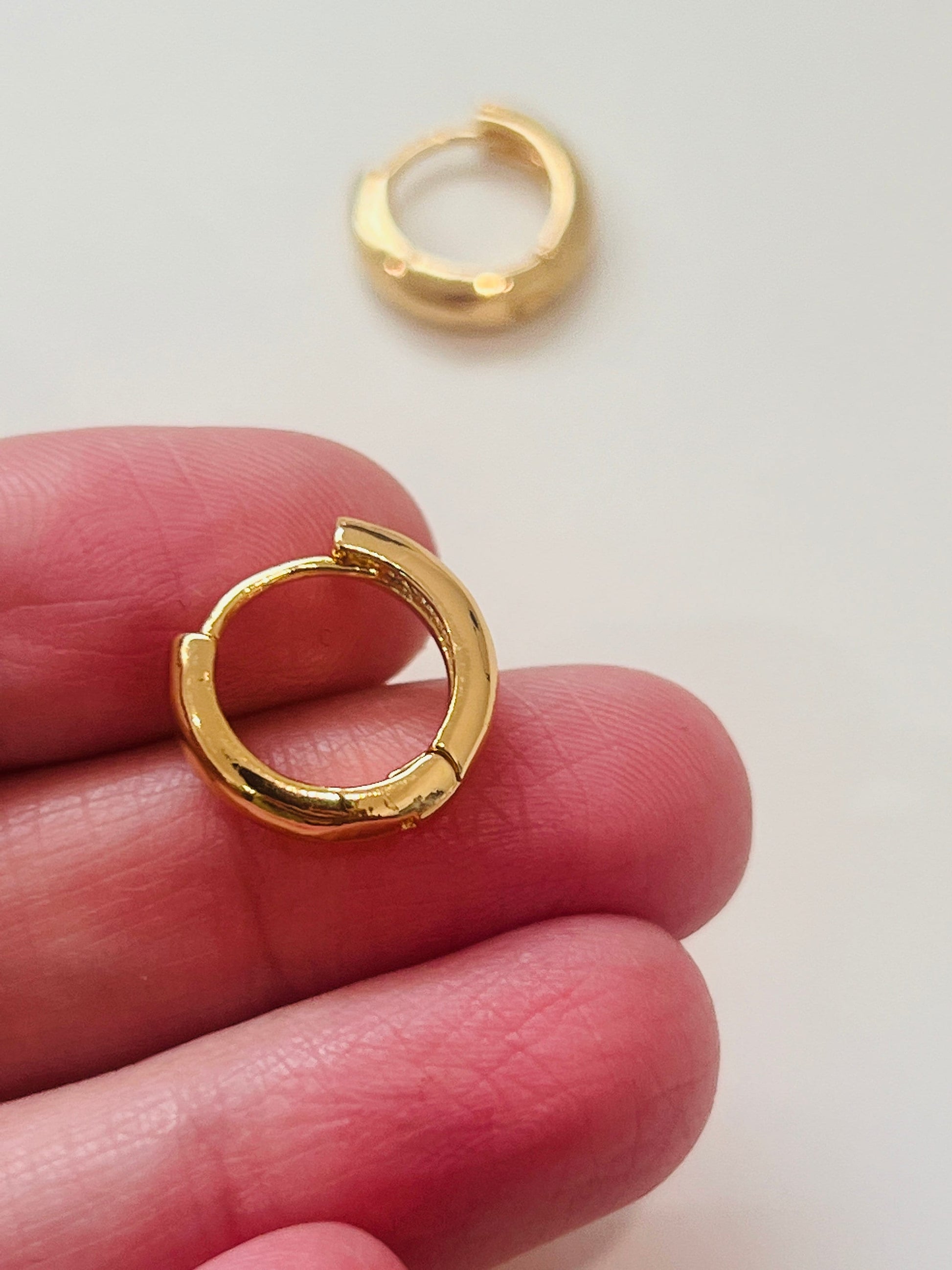 Tiny Hoop Earrings, Gold Hoop Earrings, Small Hoop Earrings, Huggies, Everyday Earrings, Hoop Earrings, Delicate Earrings, Earrings