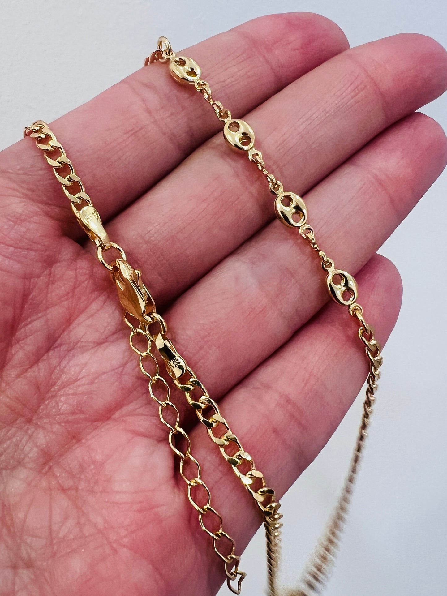 Gold Filled Curb Necklace | Puff Accent | 2.5mm Shine