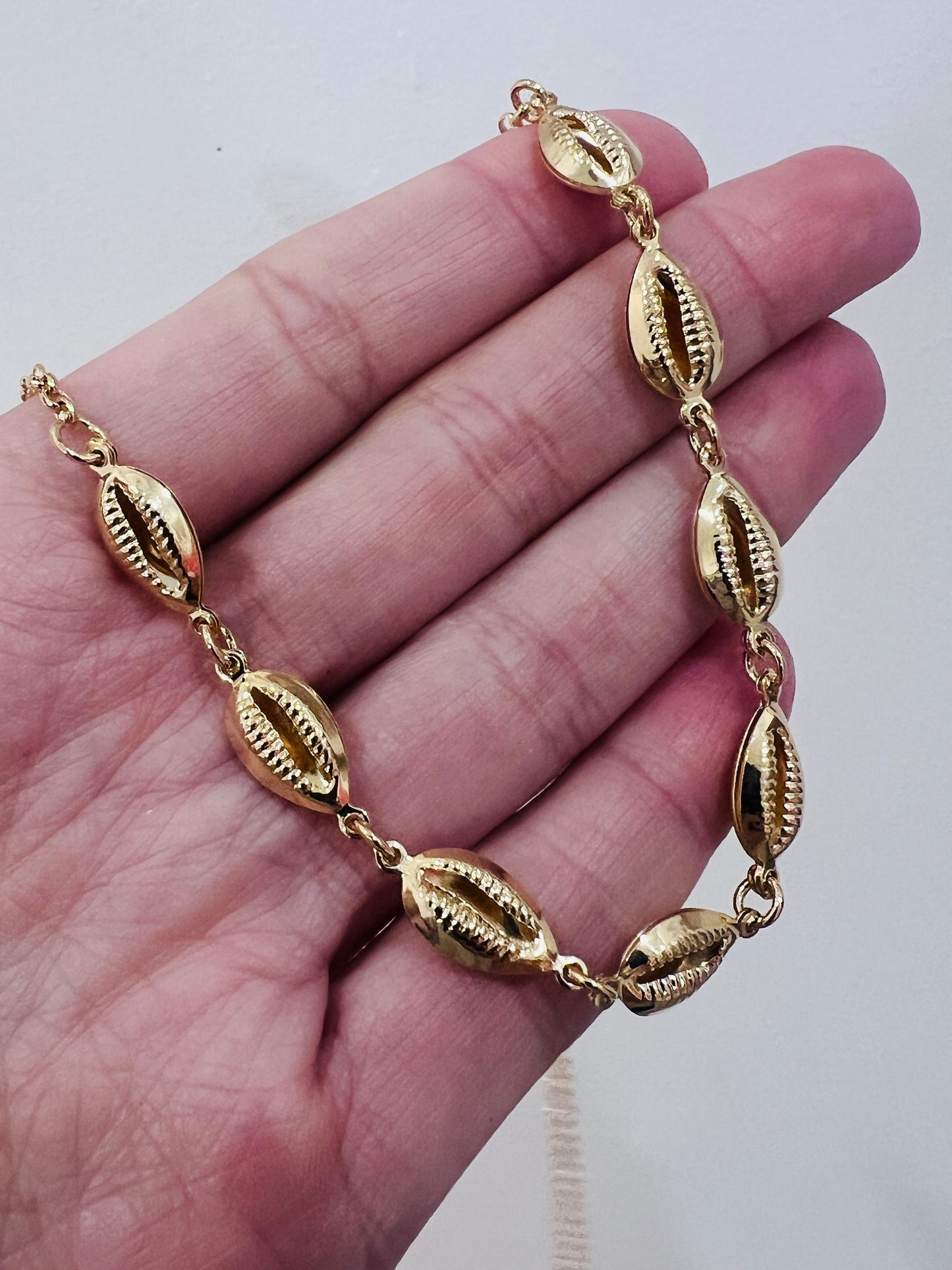 Gold Filled Puka Shell Choker | 19" Adjustable Necklace
