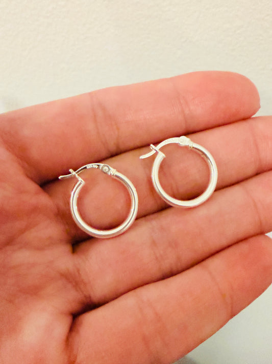 Sterling Silver Hoop Earrings | 15mm Lightweight Daily Pair