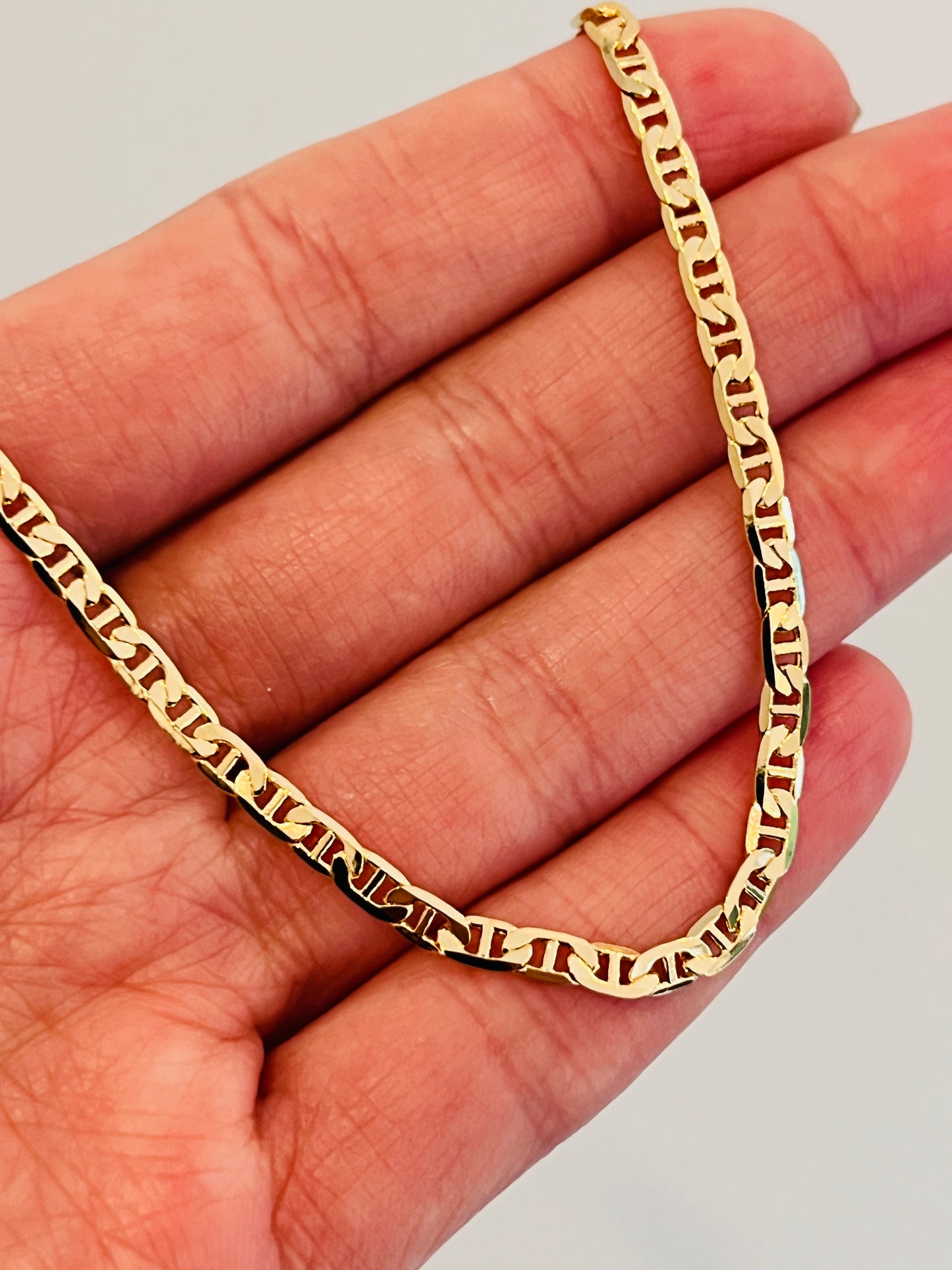 Gold Filled 2.5mm Mariner Link Bracelet | Dainty Gold Chain for Everyday Wear