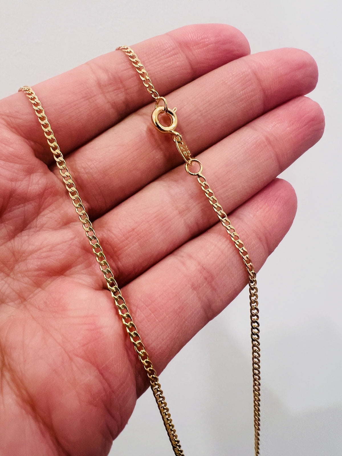 18KT Gold Filled Men's Chains, Gold Filled 1.5mm Curb Chain | 18"–24" | Everyday Essential by HAUS OF MONOGRAM