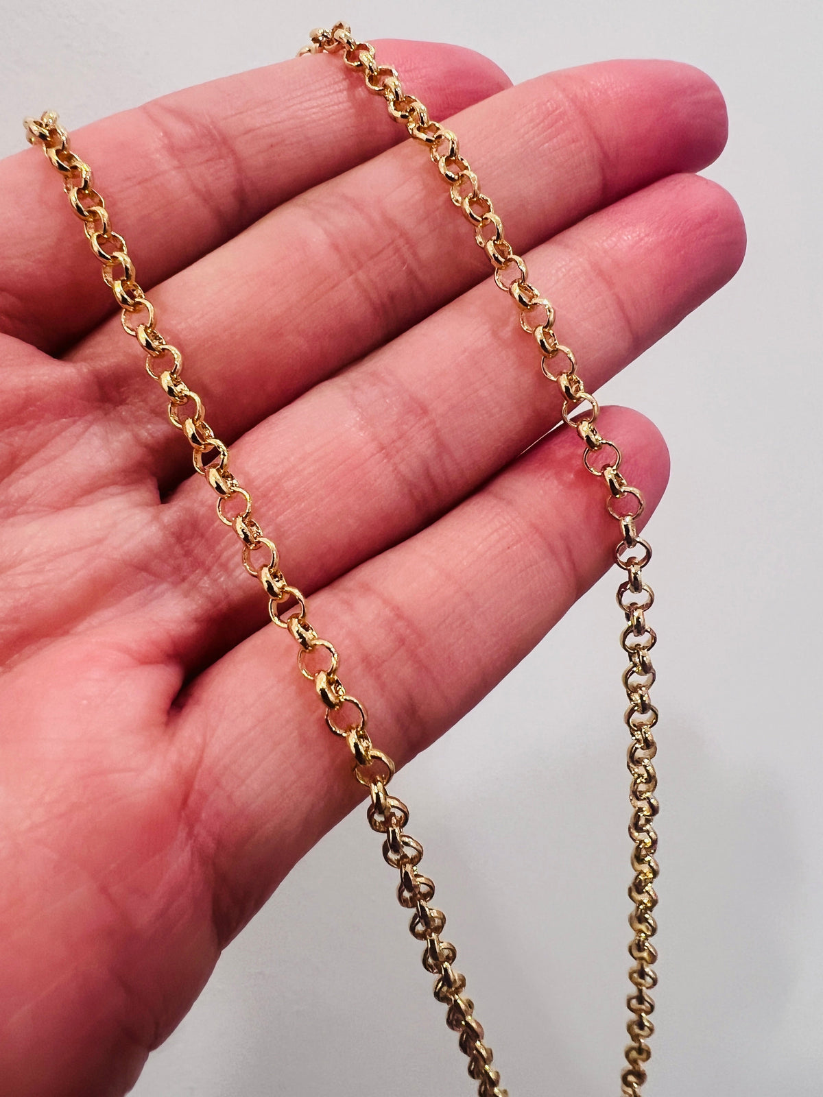 18KT Gold Filled Necklaces, Gold Filled 2.5mm Rolo Necklace with Bolt Ring Clasp | Reversible Chain Design by HAUS OF MONO...