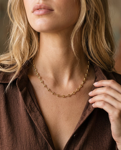 Gold Filled 4.5mm Puff Link Necklace worn by a model