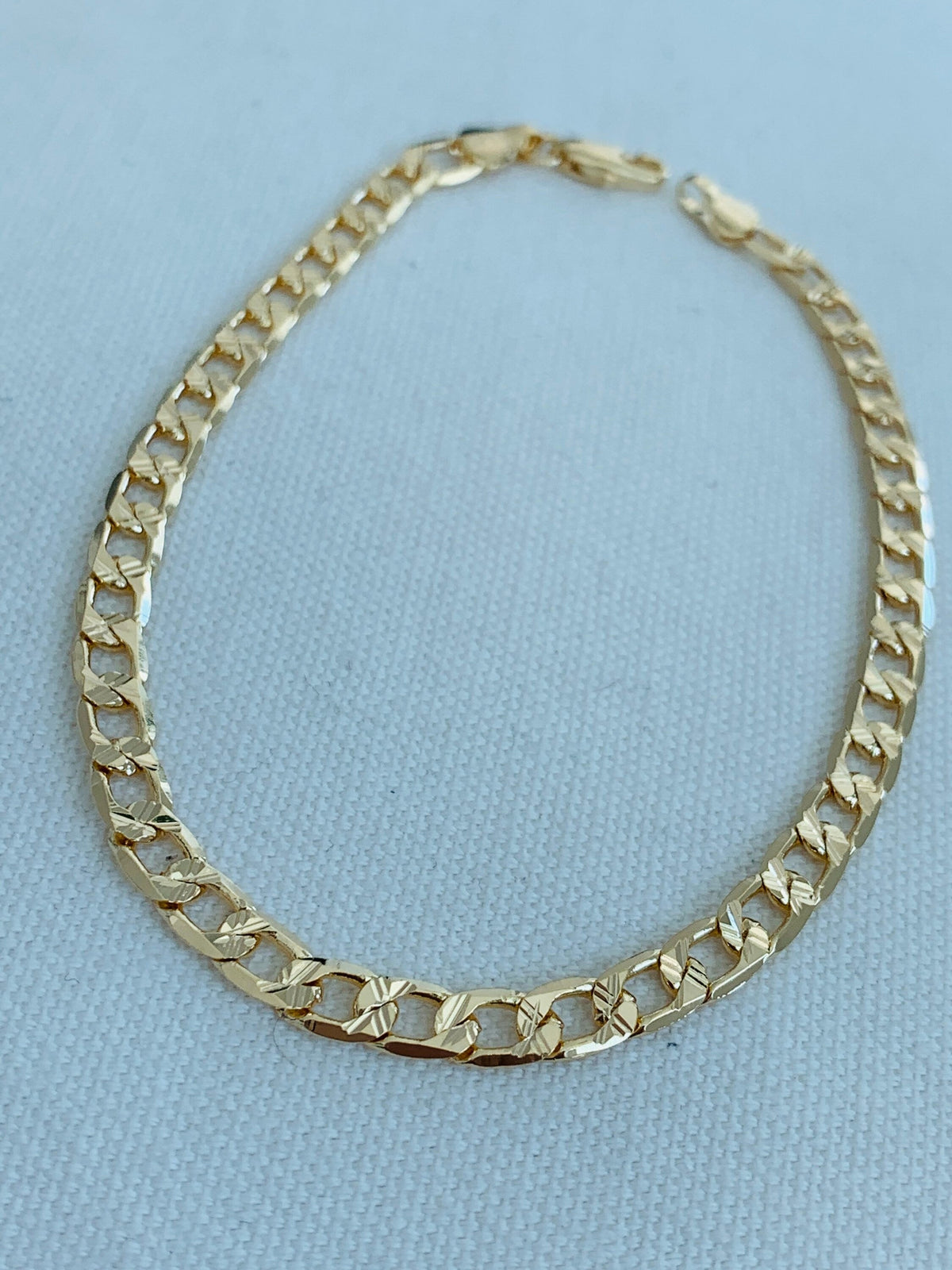 18KT Gold Filled Anklets, Gold Filled 4.5mm Beveled Curb Anklet | Gold Chain Anklet Jewelry by HAUS OF MONOGRAM