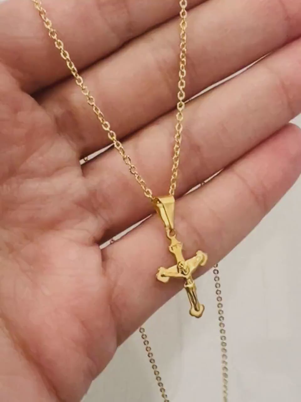 Cross Necklace,Mini Cross Pendant with Gold Filled Chain ,Gold Filled Necklace, Delicate Necklace, Everyday Necklace, Gift for Her, Gift