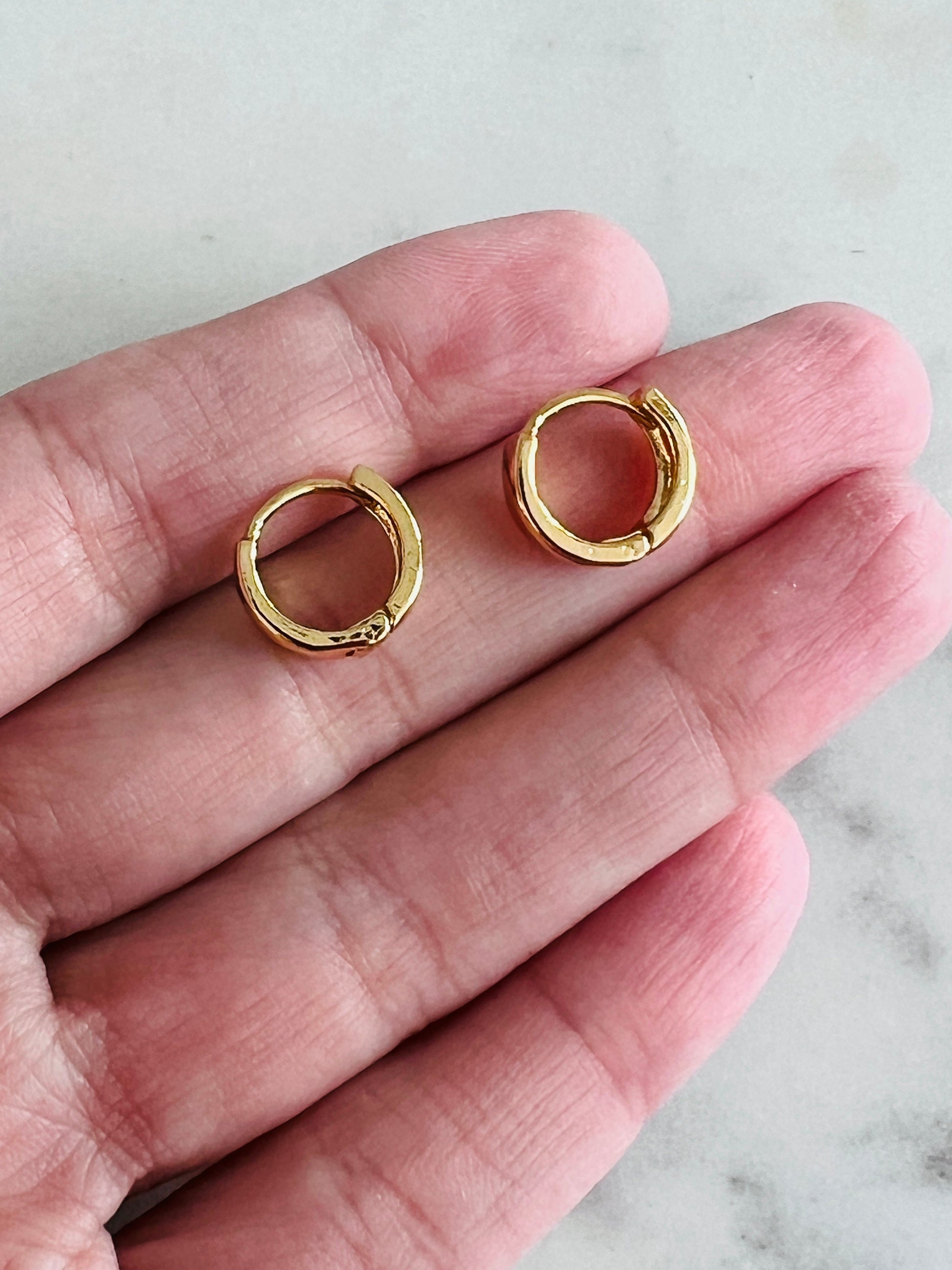 Tiny Hoop Earrings, Gold Hoop Earrings, Small Hoop Earrings, Huggies, Everyday Earrings, Hoop Earrings, Delicate Earrings, Earrings