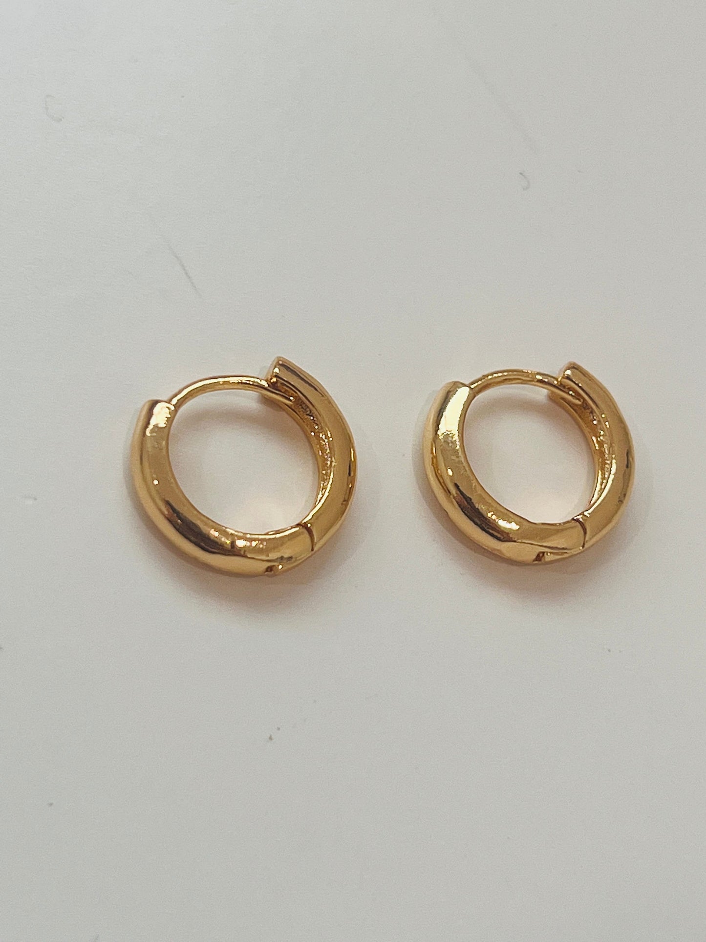 Tiny Hoop Earrings, Gold Hoop Earrings, Small Hoop Earrings, Huggies, Everyday Earrings, Hoop Earrings, Delicate Earrings, Earrings
