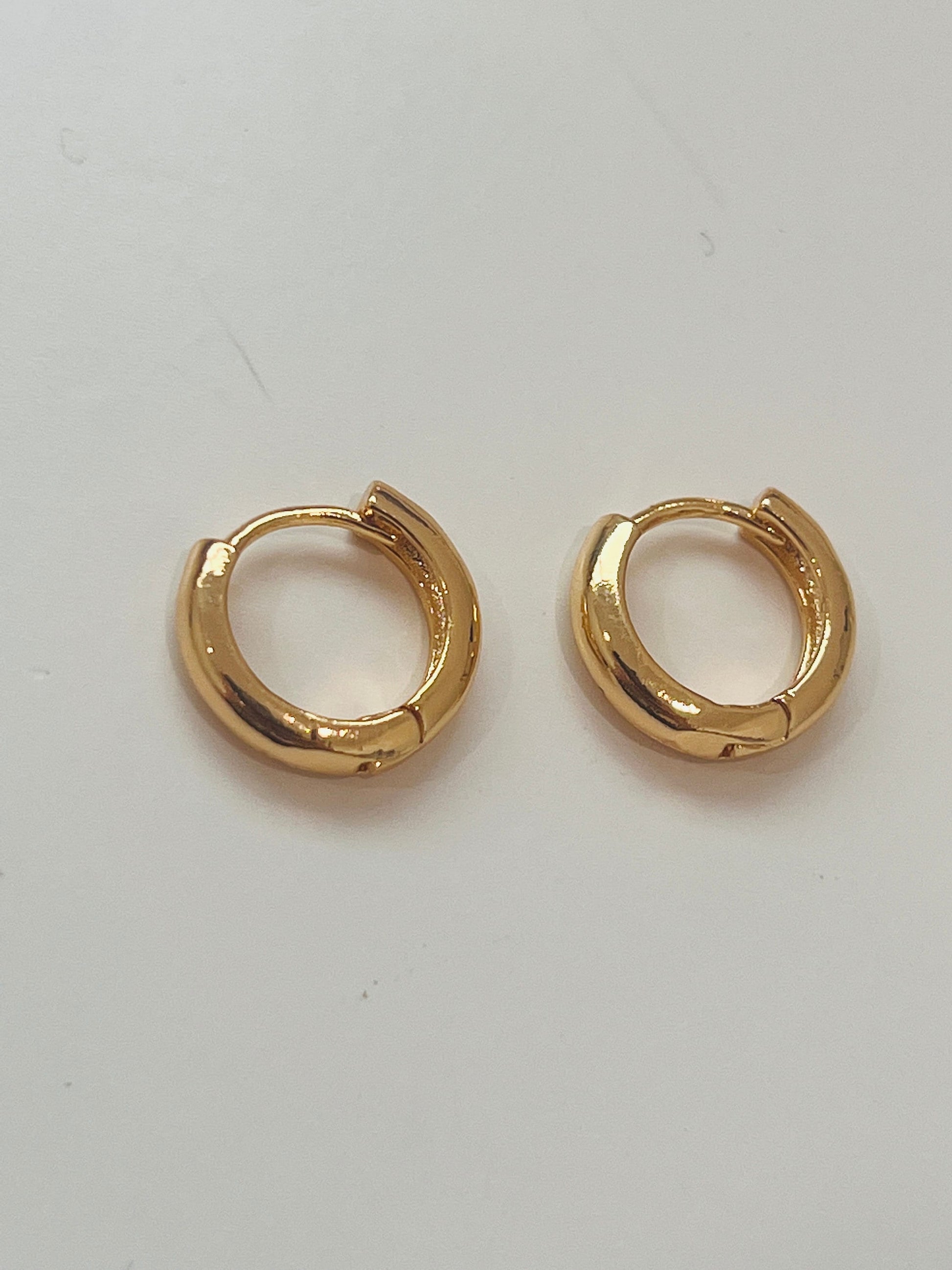 Tiny Hoop Earrings, Gold Hoop Earrings, Small Hoop Earrings, Huggies, Everyday Earrings, Hoop Earrings, Delicate Earrings, Earrings